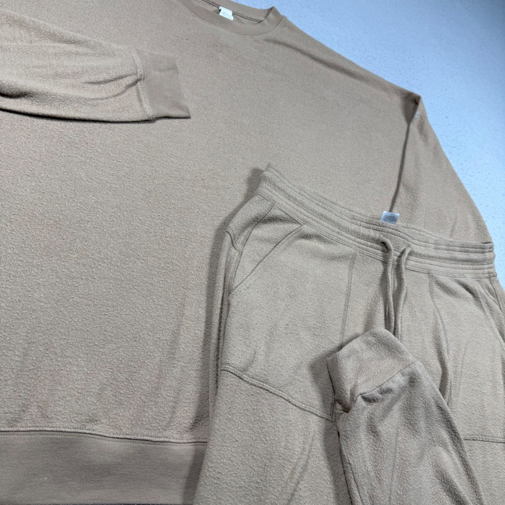 Alo Yoga Muse Sweatshirt and Jogger Lounge Set Tan Brown Womens Large